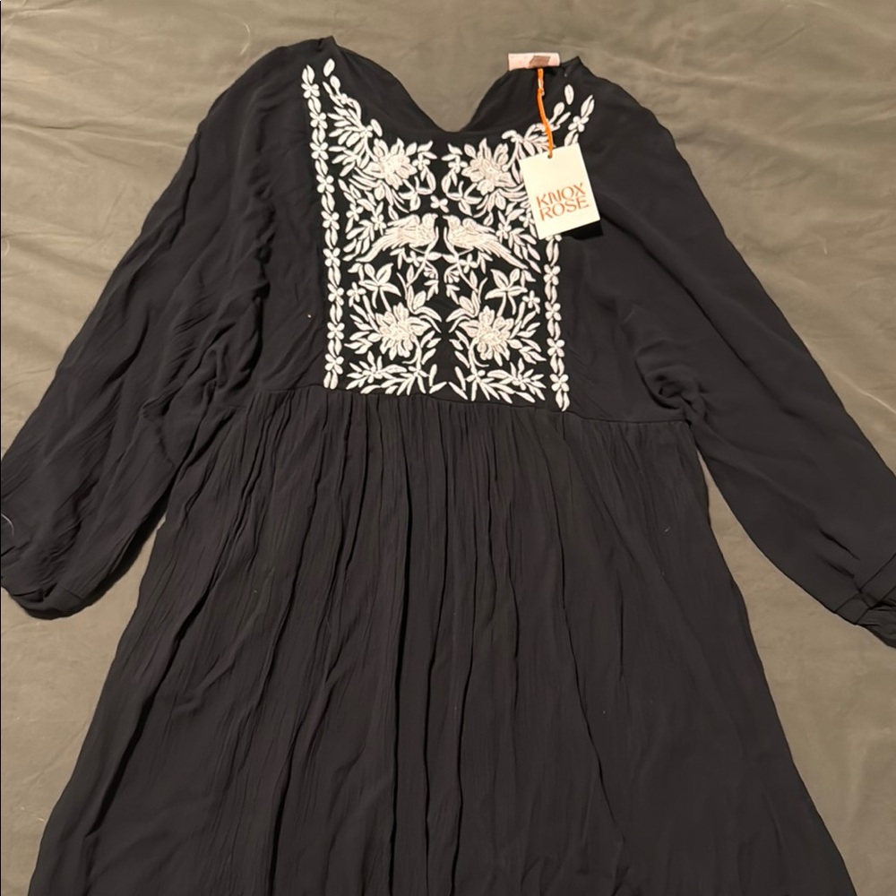 Knox Rose Black Dress with White Embroidery